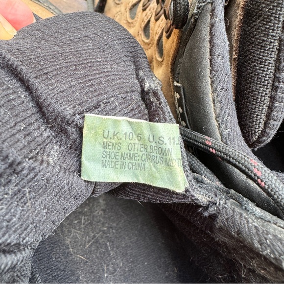 Merrell Outland Hiking Shoes - Picture 8 of 13